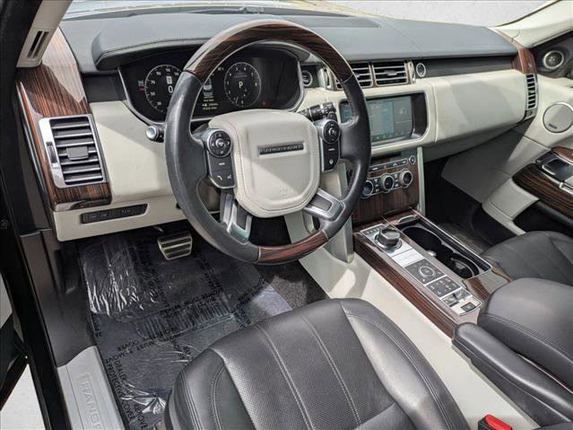 Used 2017 Land Rover Range Rover Supercharged image 10