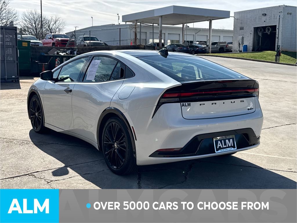 Used 2025 Toyota Prius Nightshade image 5