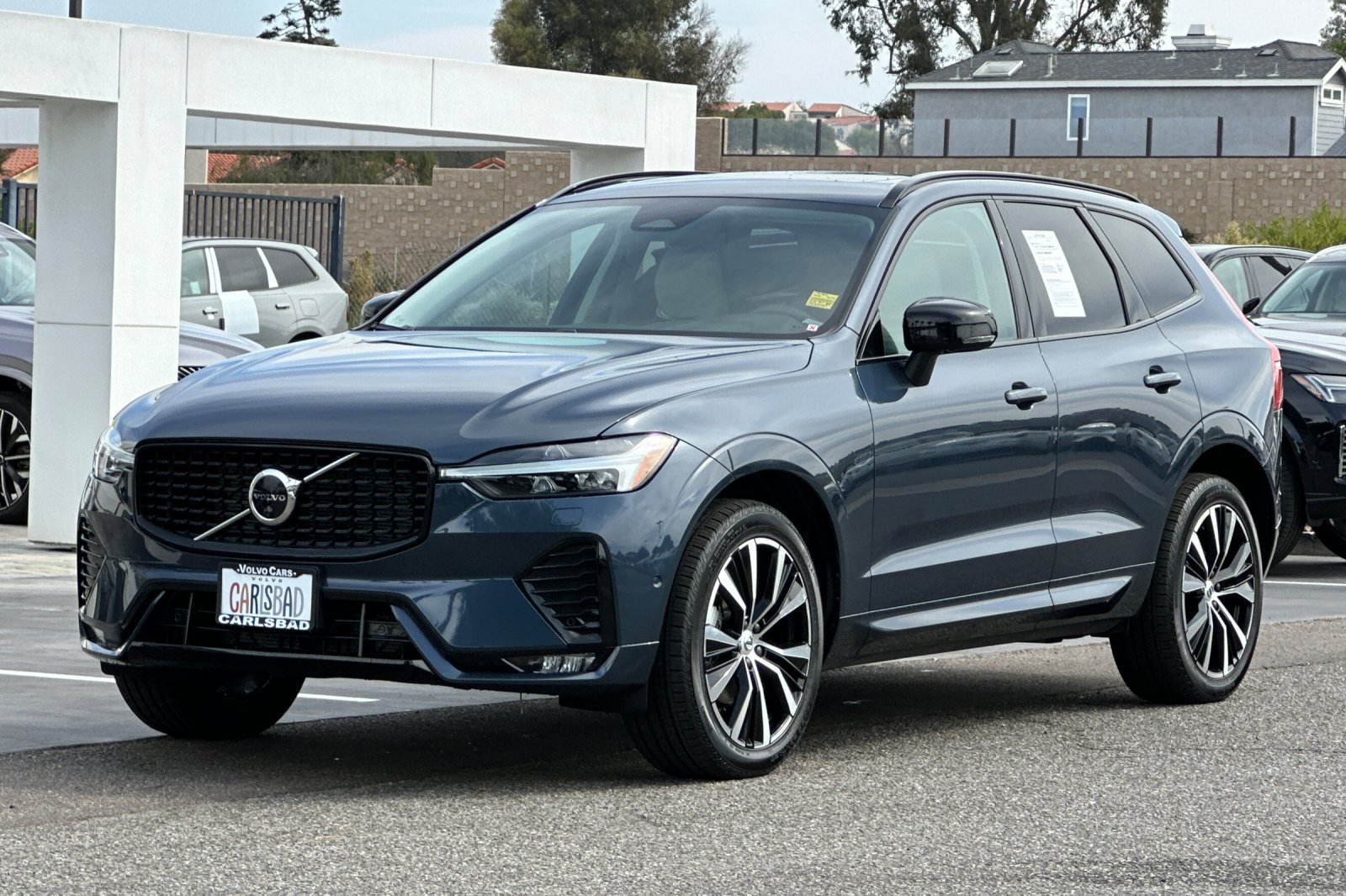 Certified 2023 Volvo XC60 B5 Plus w/ Climate Package FWD image 8