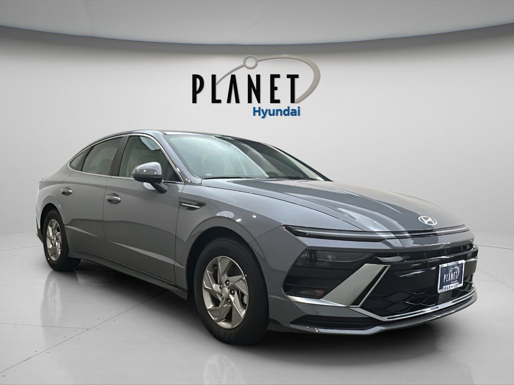 New 2026 Hyundai Sonata SE image 1