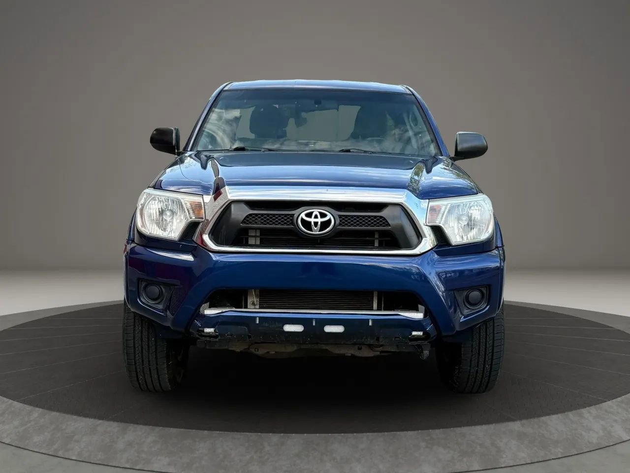 Used 2014 Toyota Tacoma 4x4 Access Cab w/ SR5 Package image 2