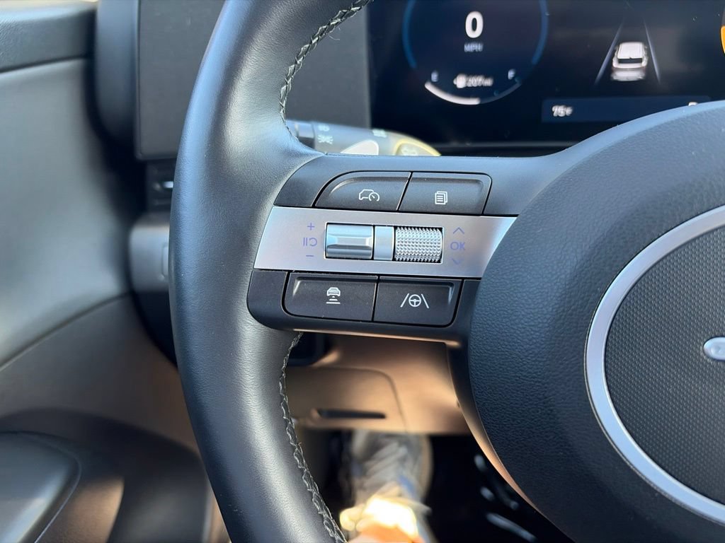 Used 2024 Hyundai Kona Limited AWD/4WD image 18