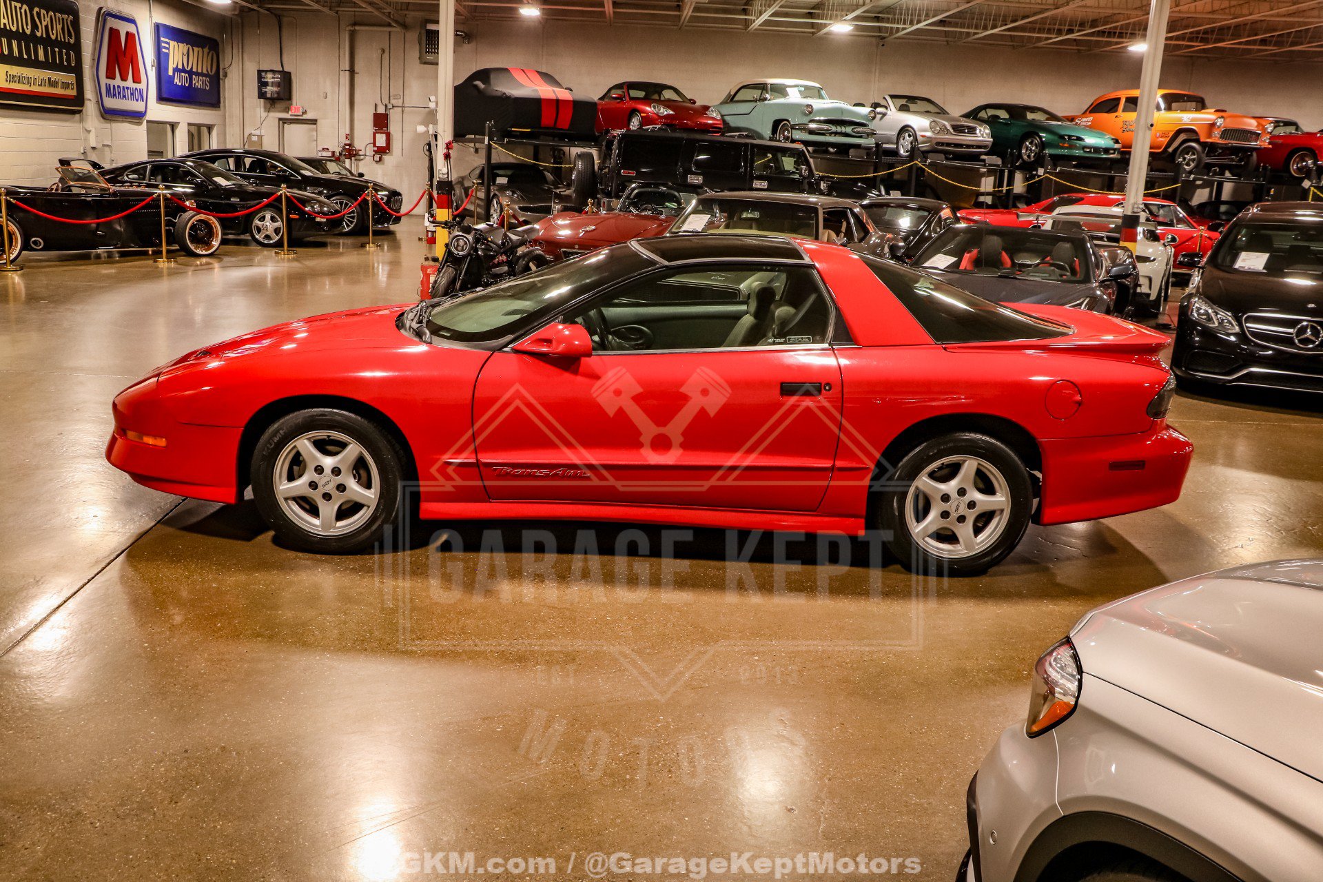 Used 1995 Pontiac Firebird Formula RWD image 4