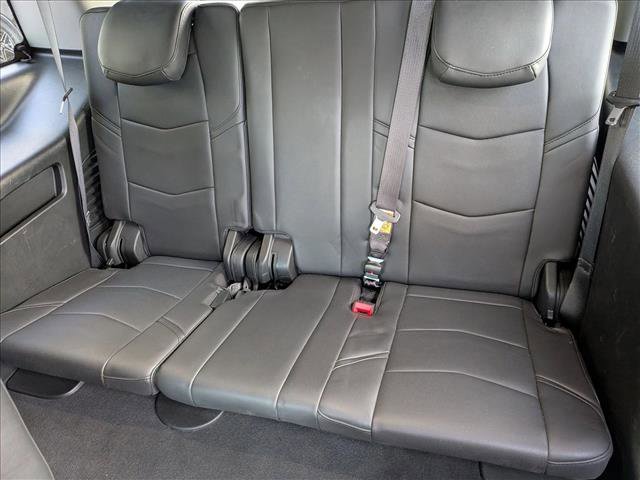 Used 2019 Cadillac Escalade Luxury RWD image 16