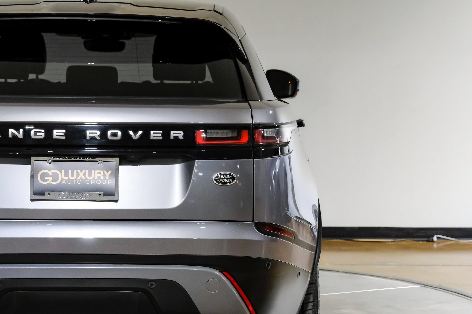 Used 2021 Land Rover Range Rover Velar S AWD/4WD image 49