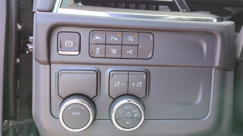 New 2026 Chevrolet Tahoe LT w/ Comfort Package image 18