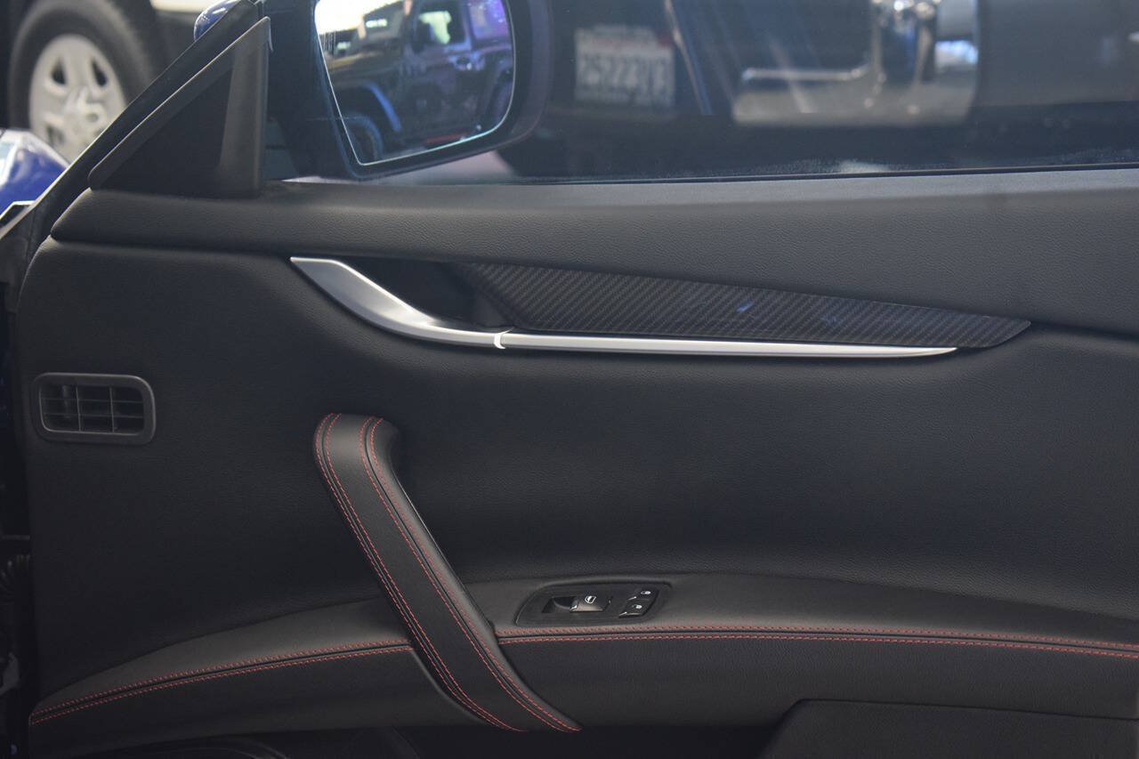 Used 2016 Maserati Ghibli S RWD image 49