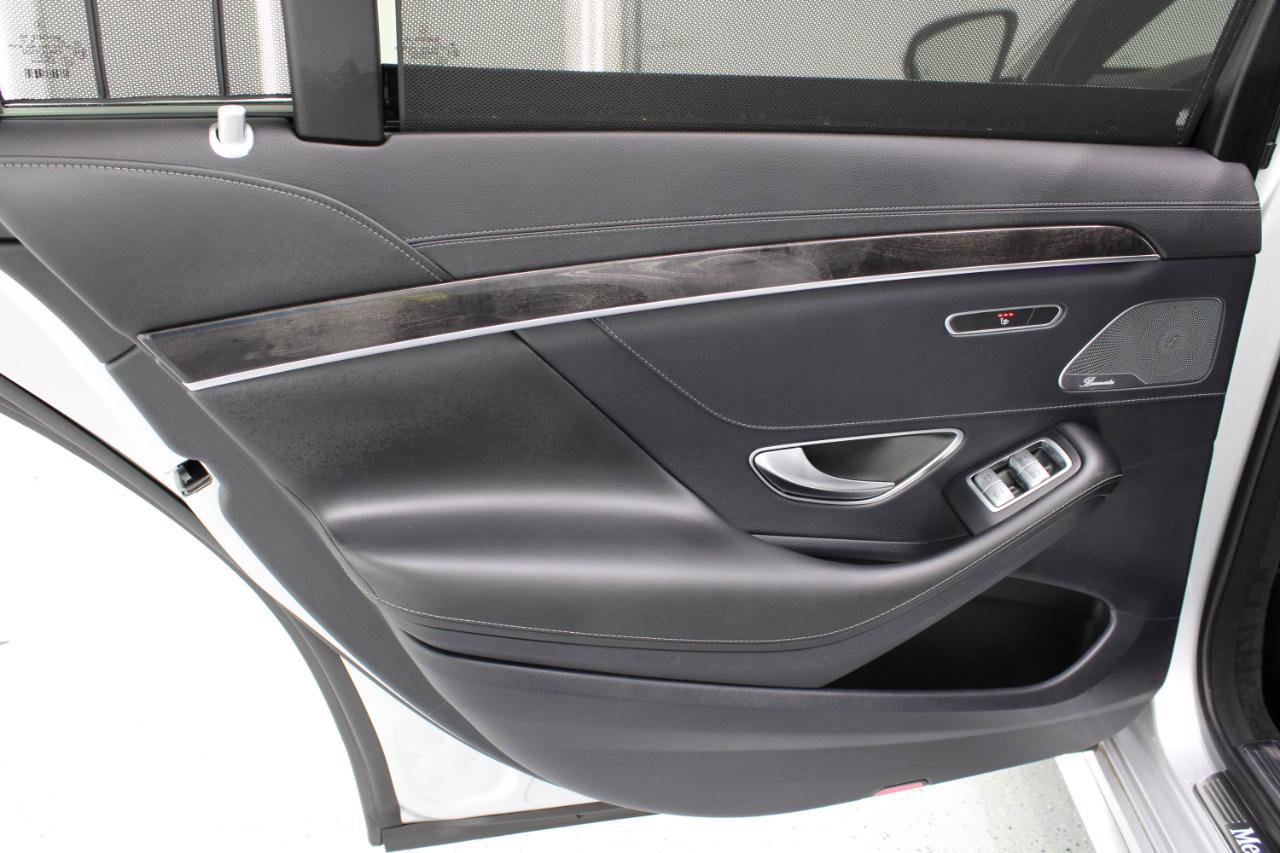 Used 2019 Mercedes-Benz S 560 Sedan image 42