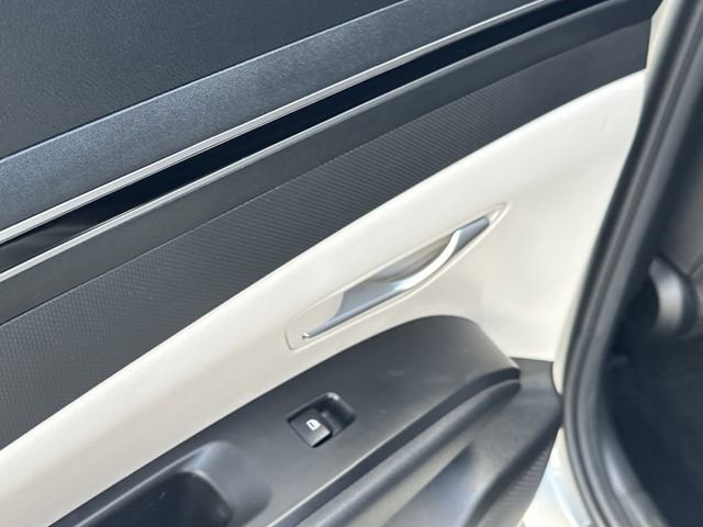 Certified 2024 Hyundai Tucson SEL FWD image 13