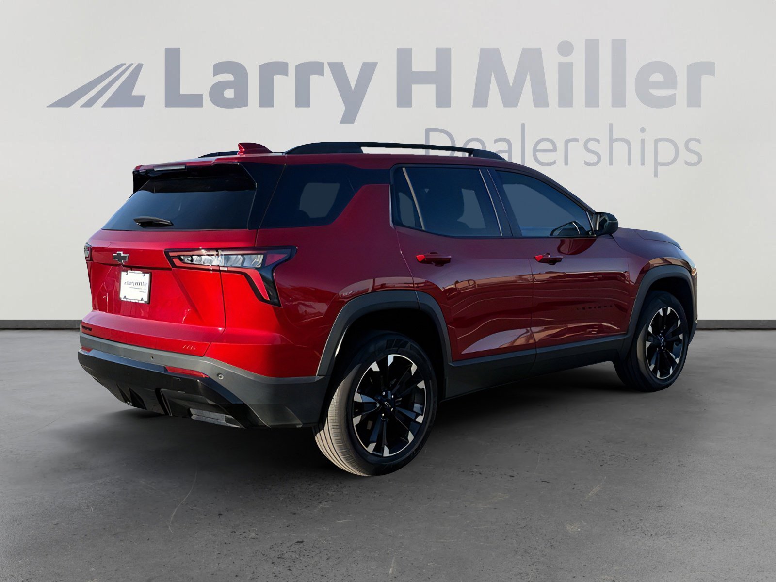 Used 2025 Chevrolet Equinox RS w/ Convenience Package III image 5