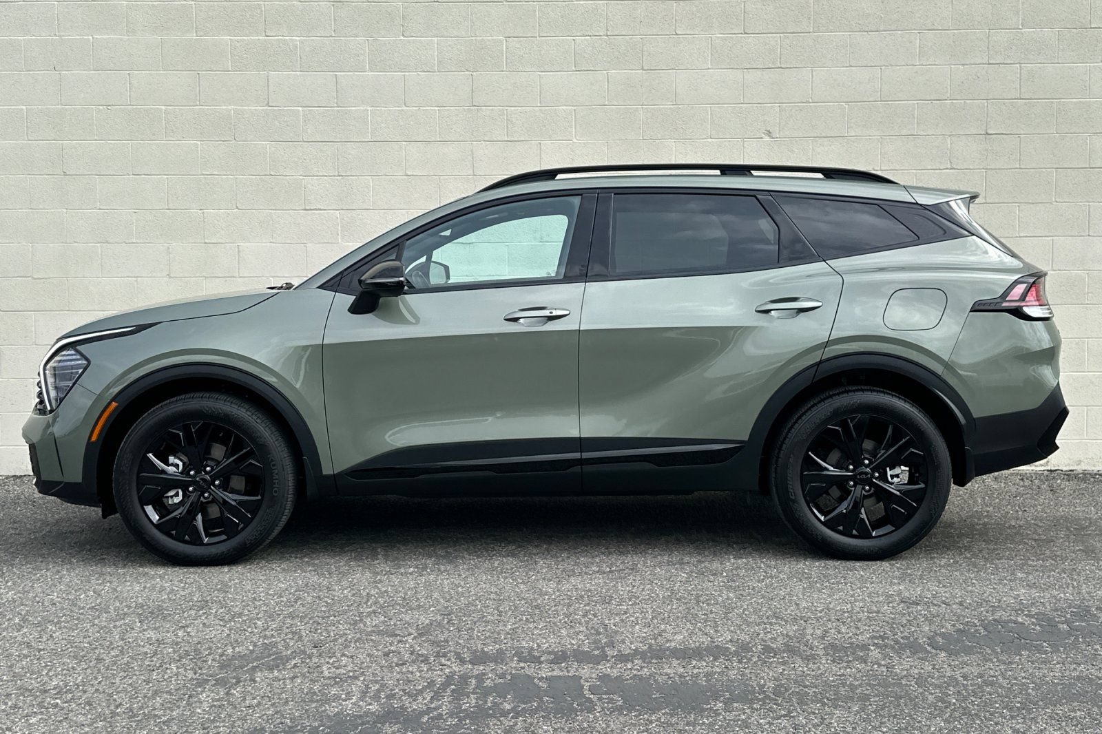 Used 2025 Kia Sportage X-Line w/ Premium Package AWD/4WD image 7