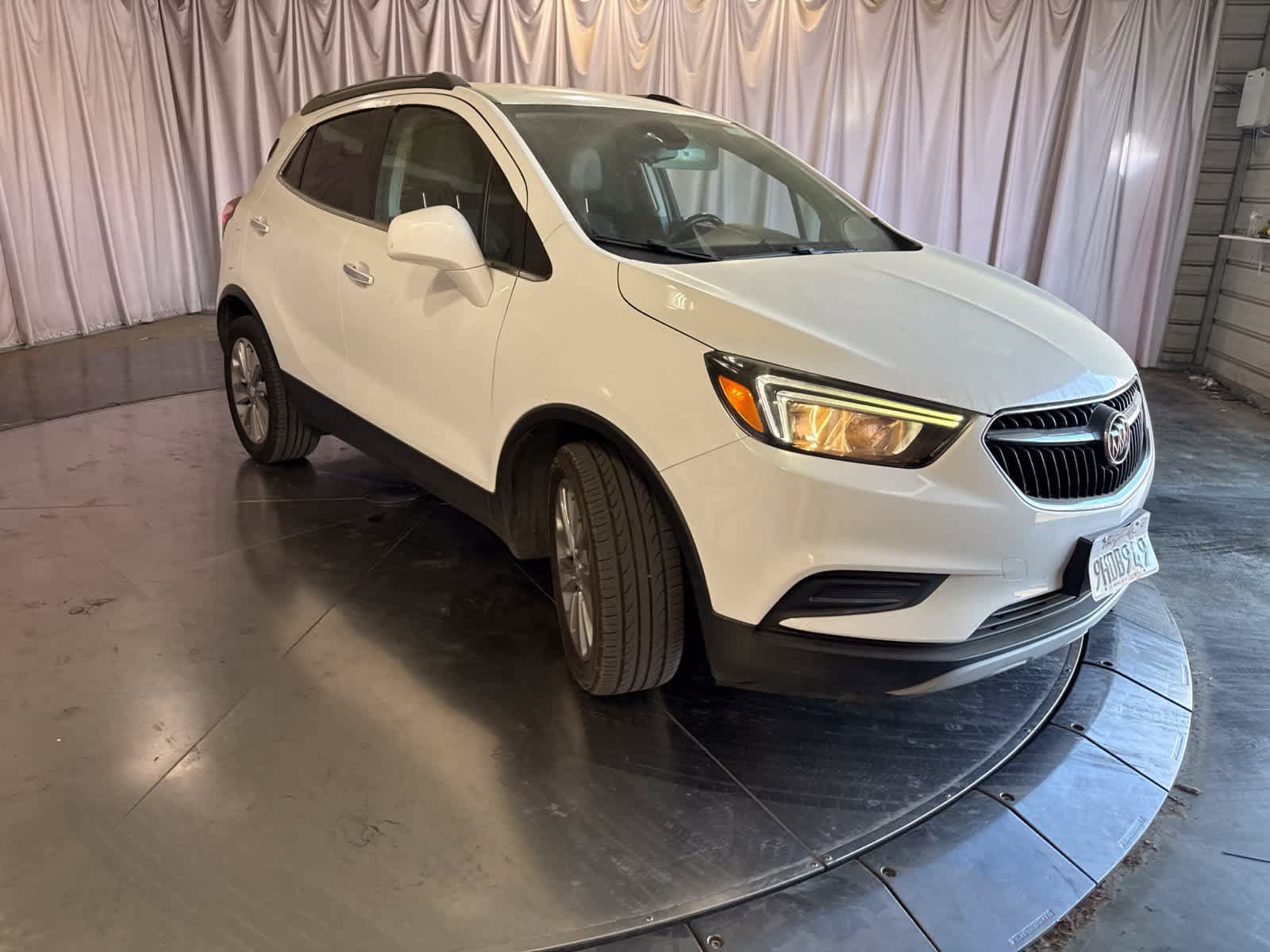 Used 2020 Buick Encore Preferred FWD image 3