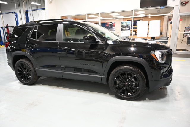 New 2027 GMC Terrain Elevation w/ Elevation Premium Package AWD/4WD image 4