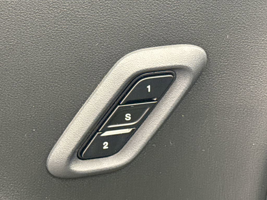 Used 2023 Dodge Challenger SRT Hellcat image 21