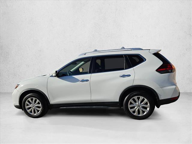 Used 2017 Nissan Rogue S w/ Appearance Package FWD image 9