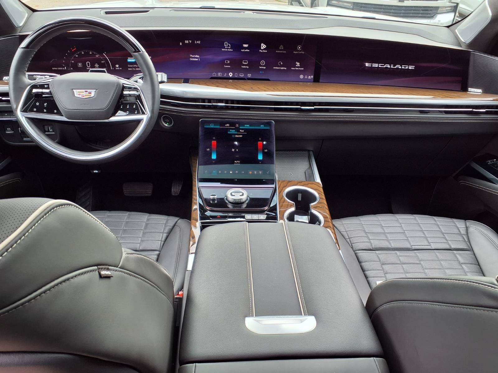 Used 2025 Cadillac Escalade Premium Luxury Platinum w/ LPO, Floor Liner Package AWD/4WD image 12