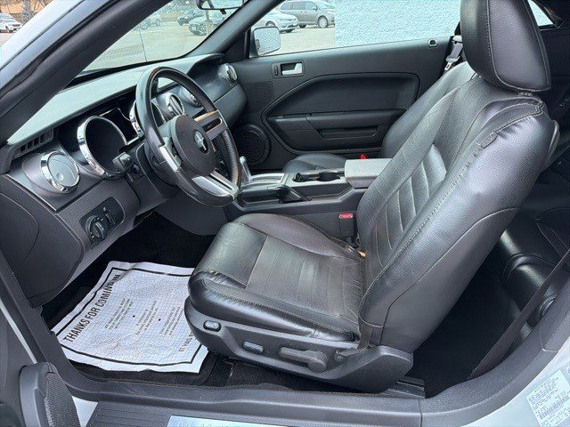 Used 2006 Ford Mustang GT Premium image 10