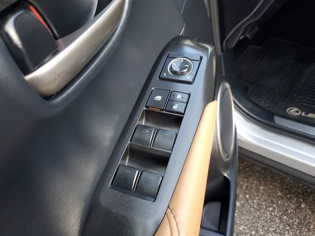 Used 2016 Lexus NX 200t FWD image 16