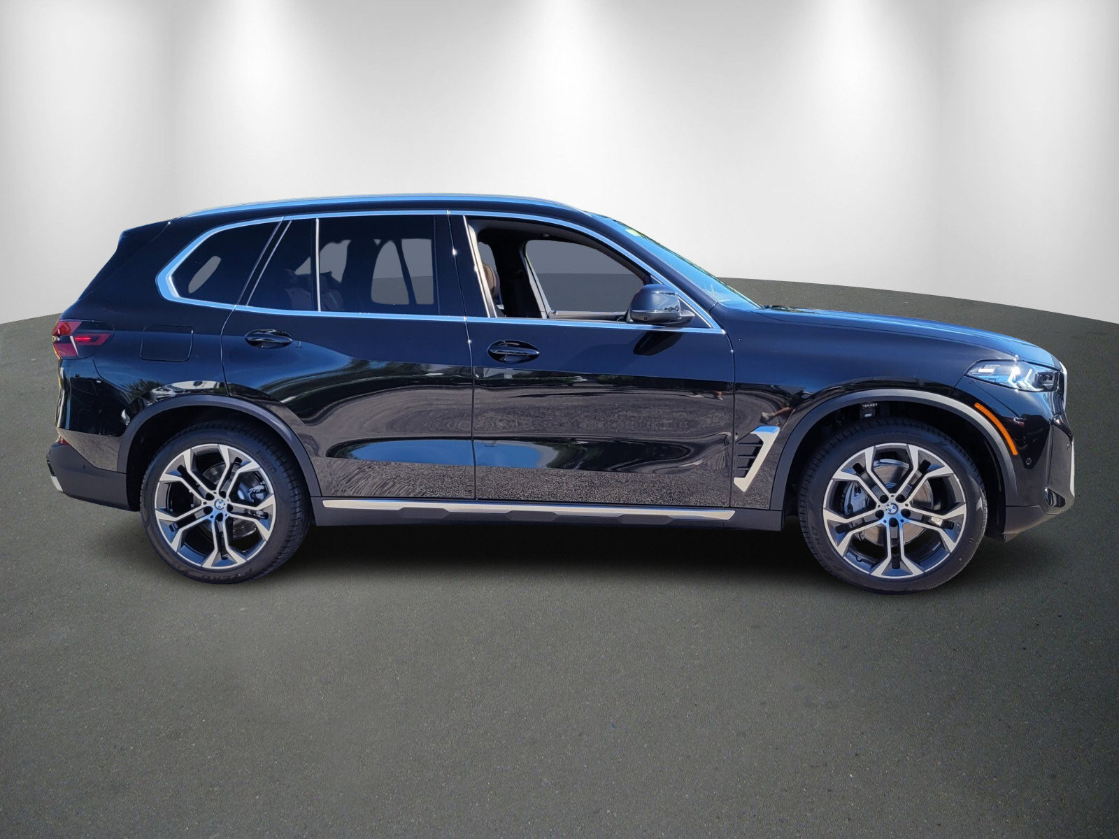 Used 2026 BMW X5 xDrive40i image 8