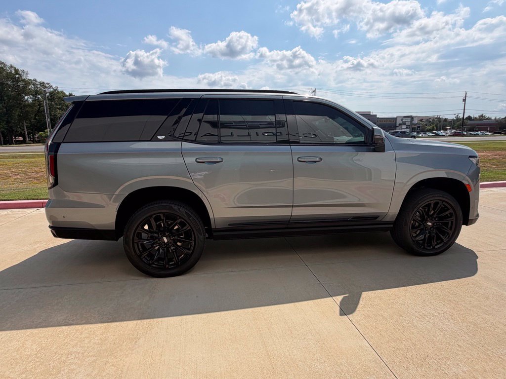 Used 2023 Cadillac Escalade Sport Platinum w/ LPO, ONYX Package AWD/4WD image 6
