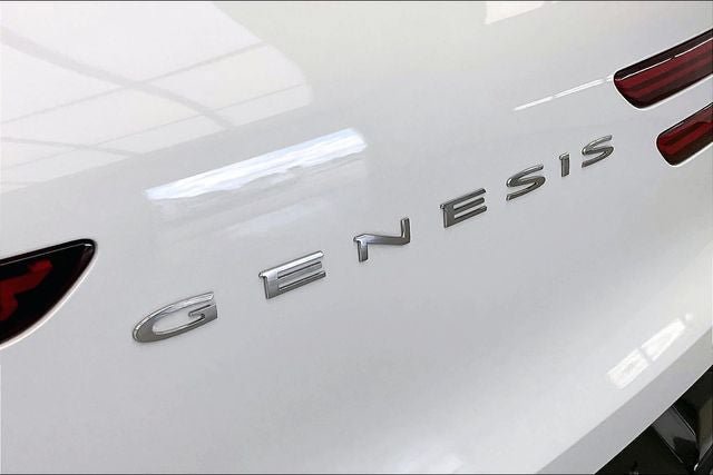Used 2026 Genesis GV70 2.5T Advanced AWD/4WD image 32