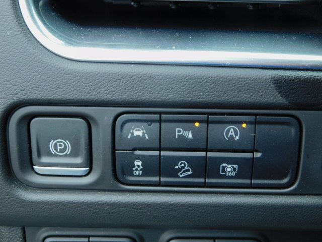 Used 2023 Chevrolet Tahoe High Country image 38