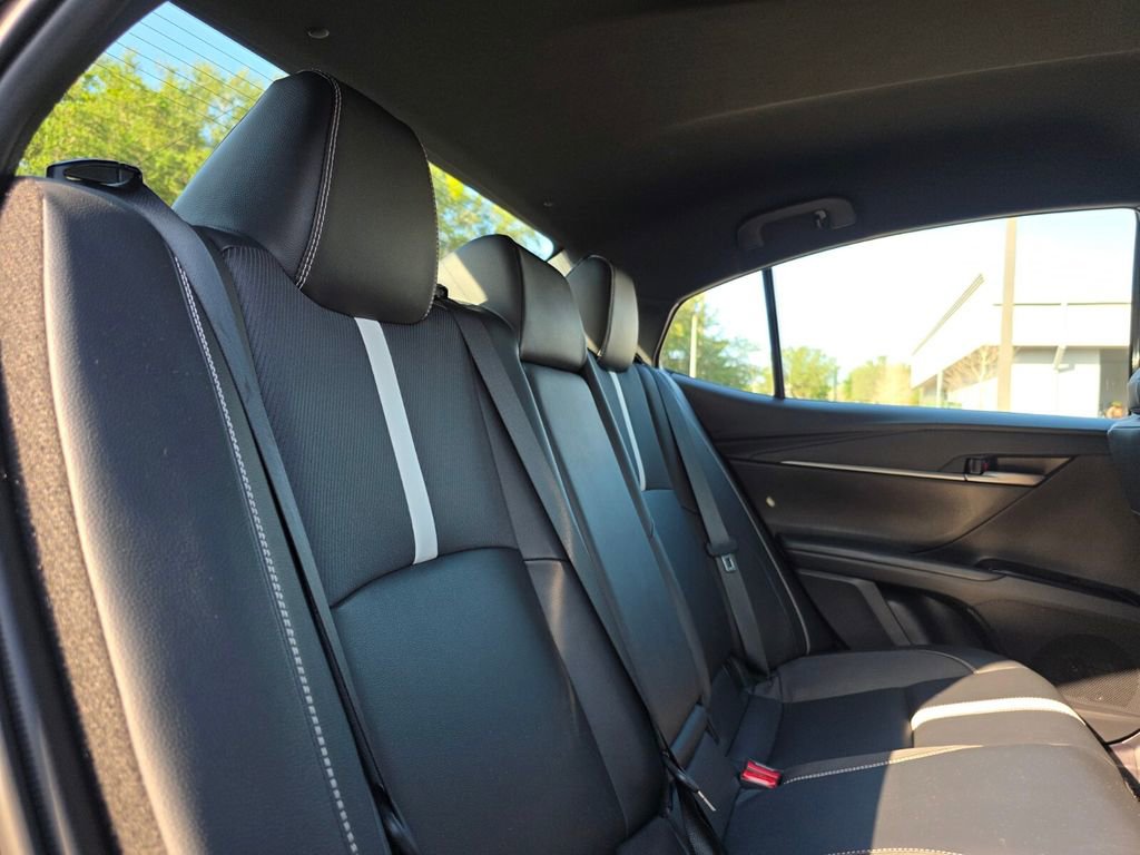 Used 2025 Toyota Camry SE w/ Convenience Package FWD image 18