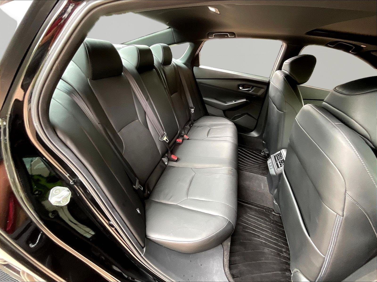Used 2025 Honda Accord Sport image 25