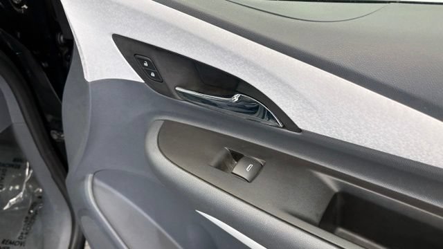 Used 2017 Chevrolet Bolt Premier w/ Driver Confidence II Package FWD image 21