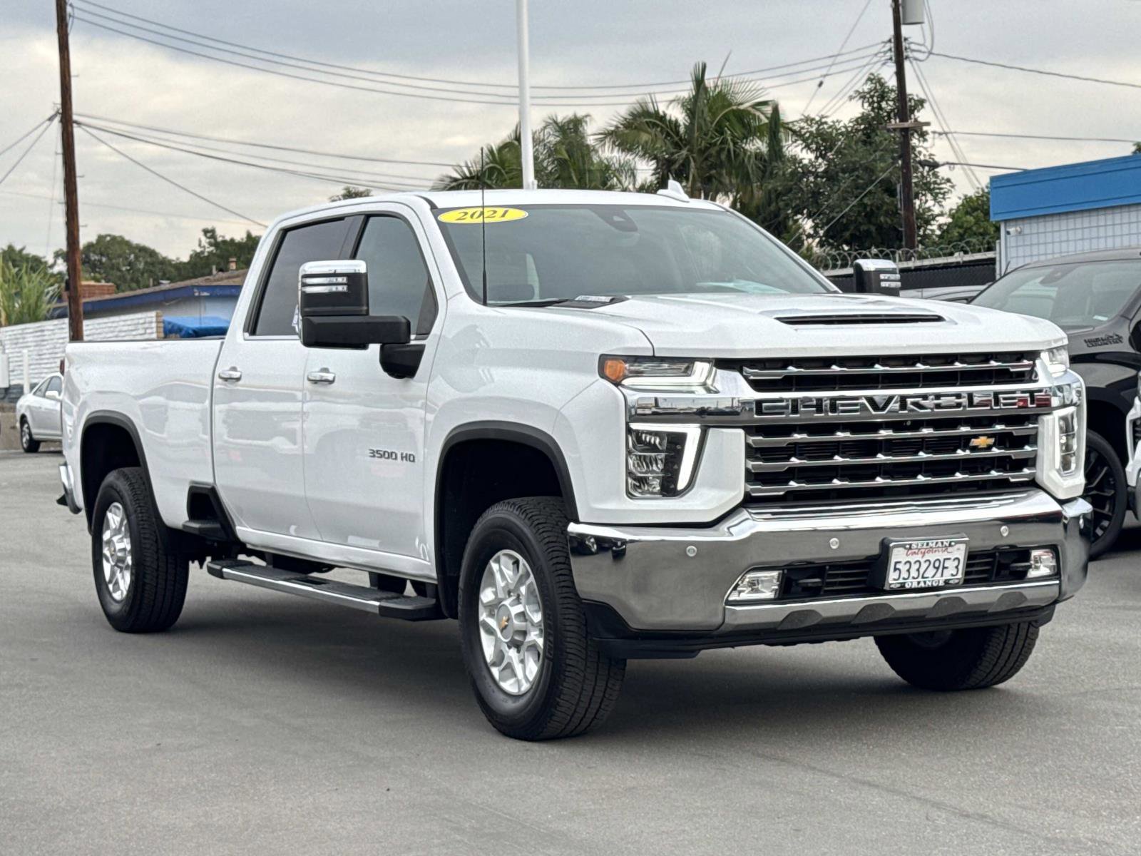 Used 2021 Chevrolet Silverado 3500 LTZ w/ LTZ Plus Package image 3