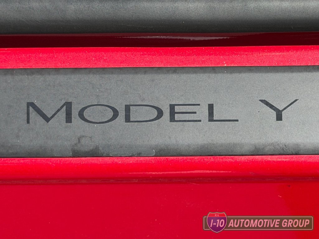 Used 2023 Tesla Model Y Performance AWD/4WD image 24