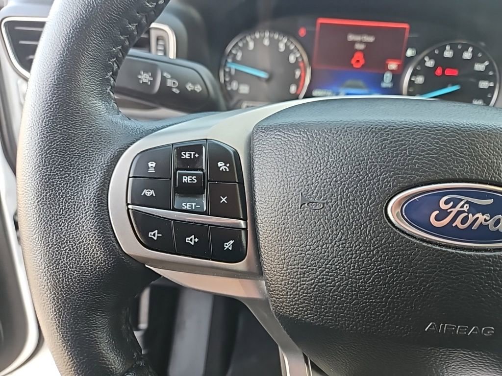 Used 2023 Ford Explorer Limited image 19