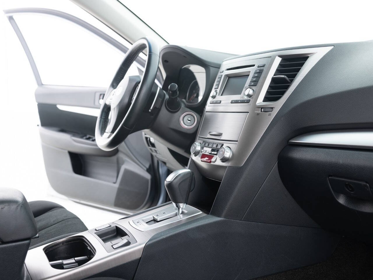 Used 2014 Subaru Outback 2.5i Premium AWD/4WD image 27