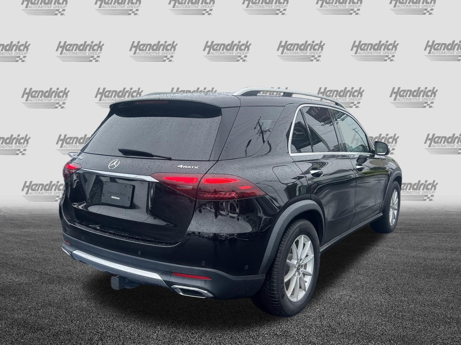 Certified 2024 Mercedes-Benz GLE 350 4MATIC w/ Driver Assistance Package image 10