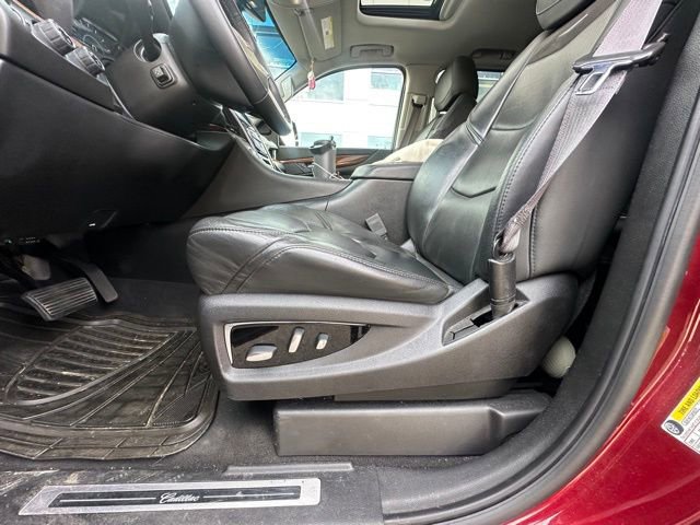 Used 2017 Cadillac Escalade Luxury image 10