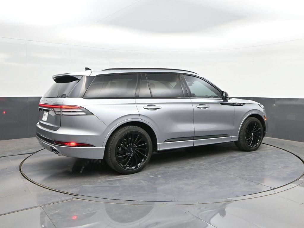 Used 2024 Lincoln Aviator Reserve w/ Equipment Group 201A RWD image 15