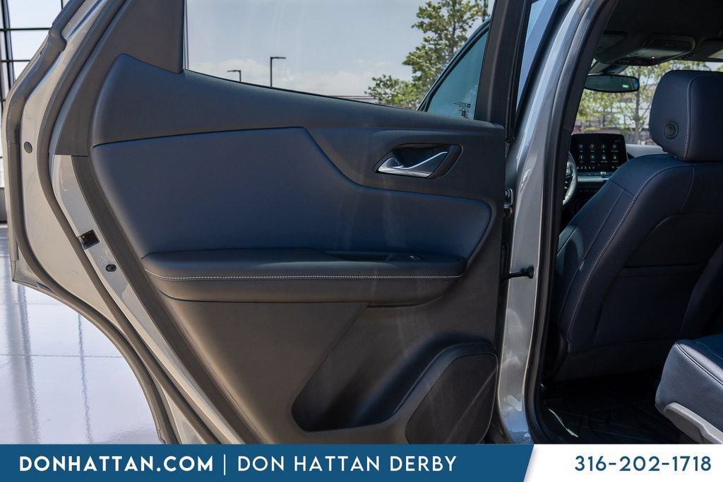 Used 2023 Chevrolet Blazer RS w/ LPO, Floor Liner Package FWD image 21