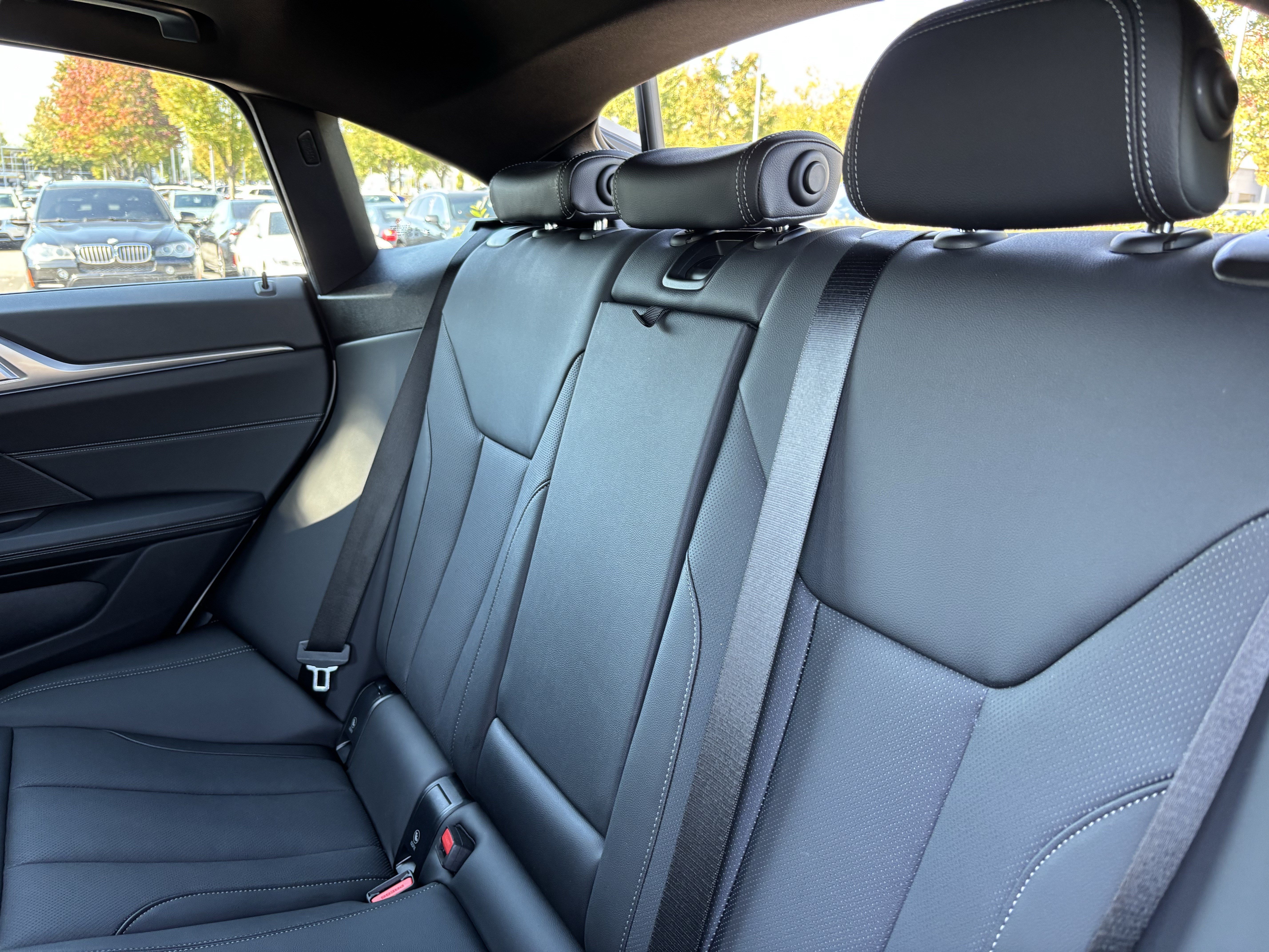 Certified 2024 BMW i4 eDrive40 w/ M Sport Package RWD image 32
