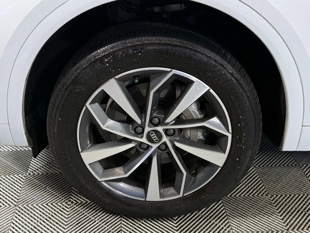 Used 2023 Audi Q5 2.0T Premium Plus w/ Premium Plus Package image 13