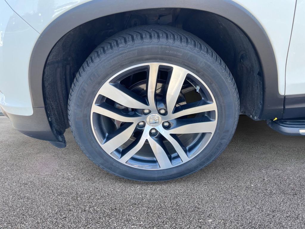 Used 2016 Honda Pilot Elite image 12