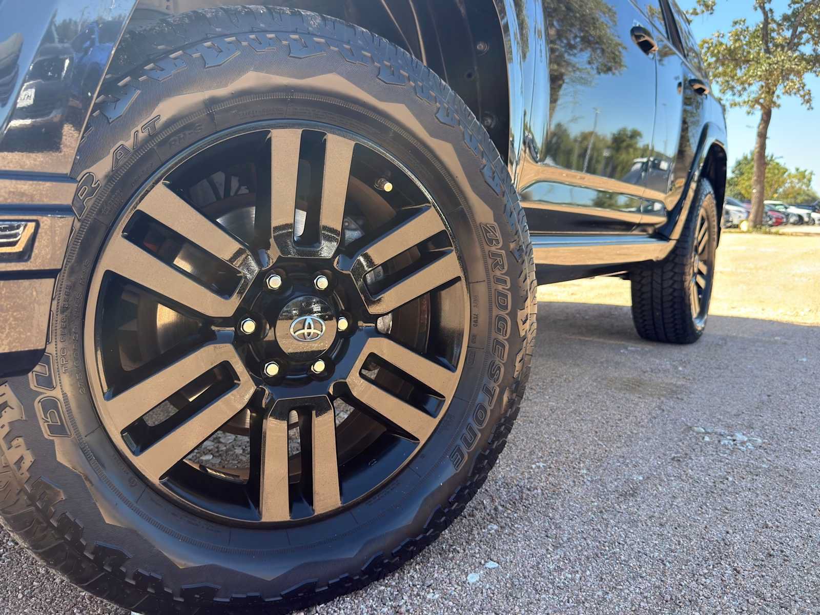 Used 2019 Toyota 4Runner Limited AWD/4WD image 3