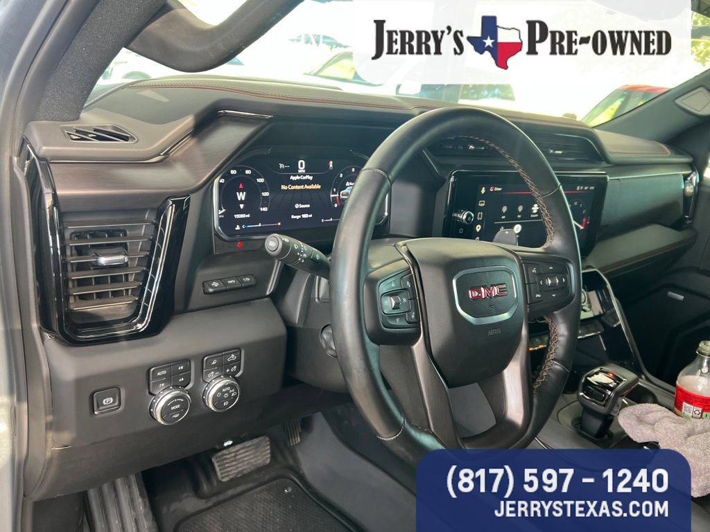 Used 2026 GMC Sierra 1500 AT4 w/ Technology Package AWD/4WD image 8