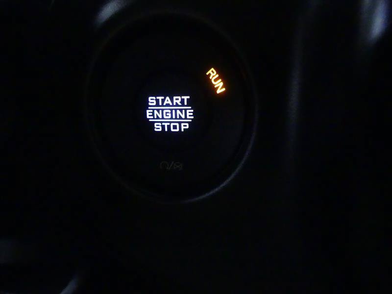 Used 2021 Jeep Gladiator Rubicon w/ Cold Weather Group AWD/4WD image 17