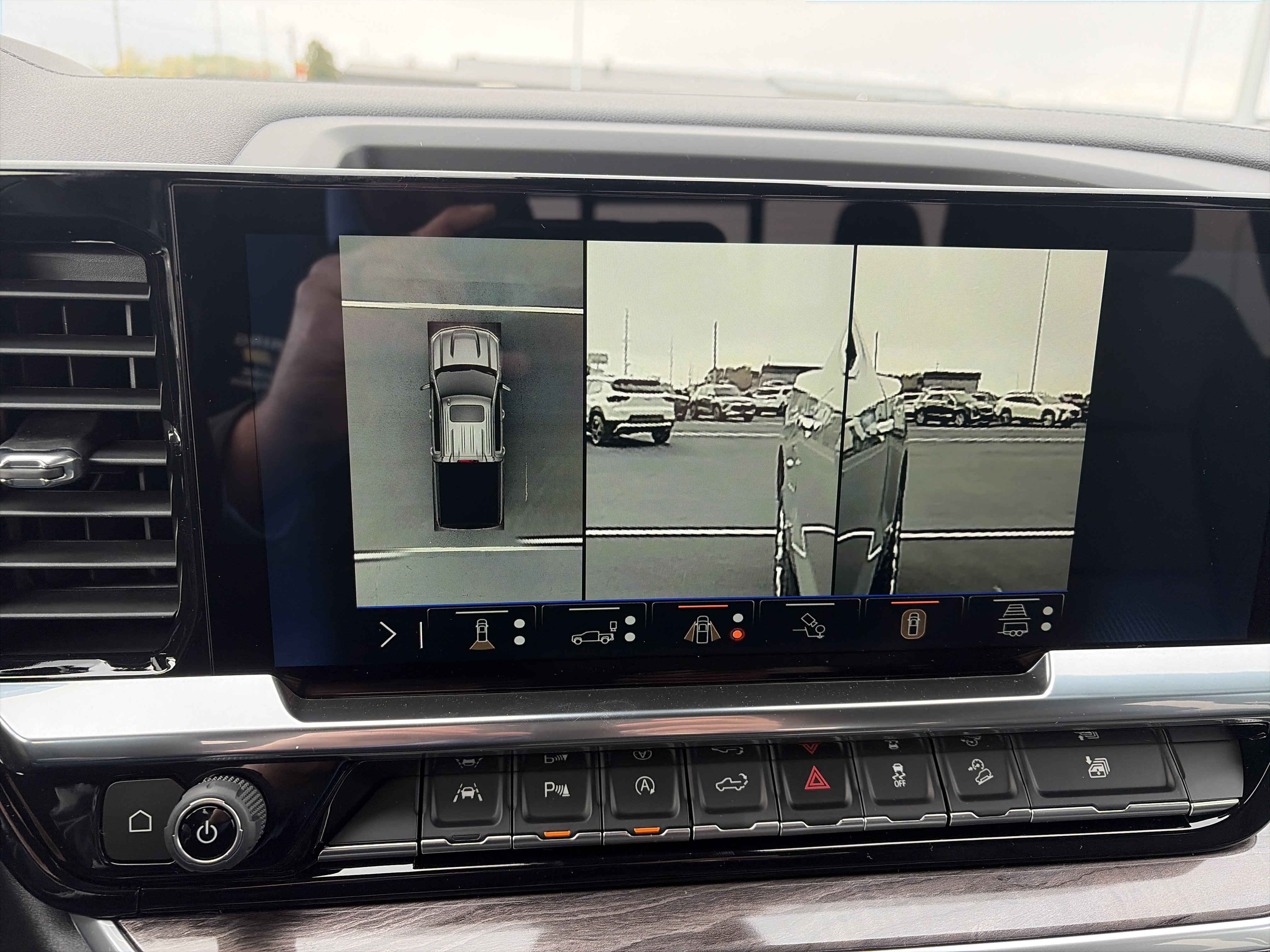 New 2026 Chevrolet Silverado 1500 LTZ w/ LTZ Premium Package image 31