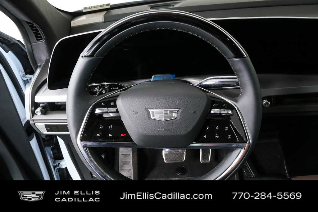 Certified 2026 Cadillac Vistiq Luxury AWD/4WD image 7