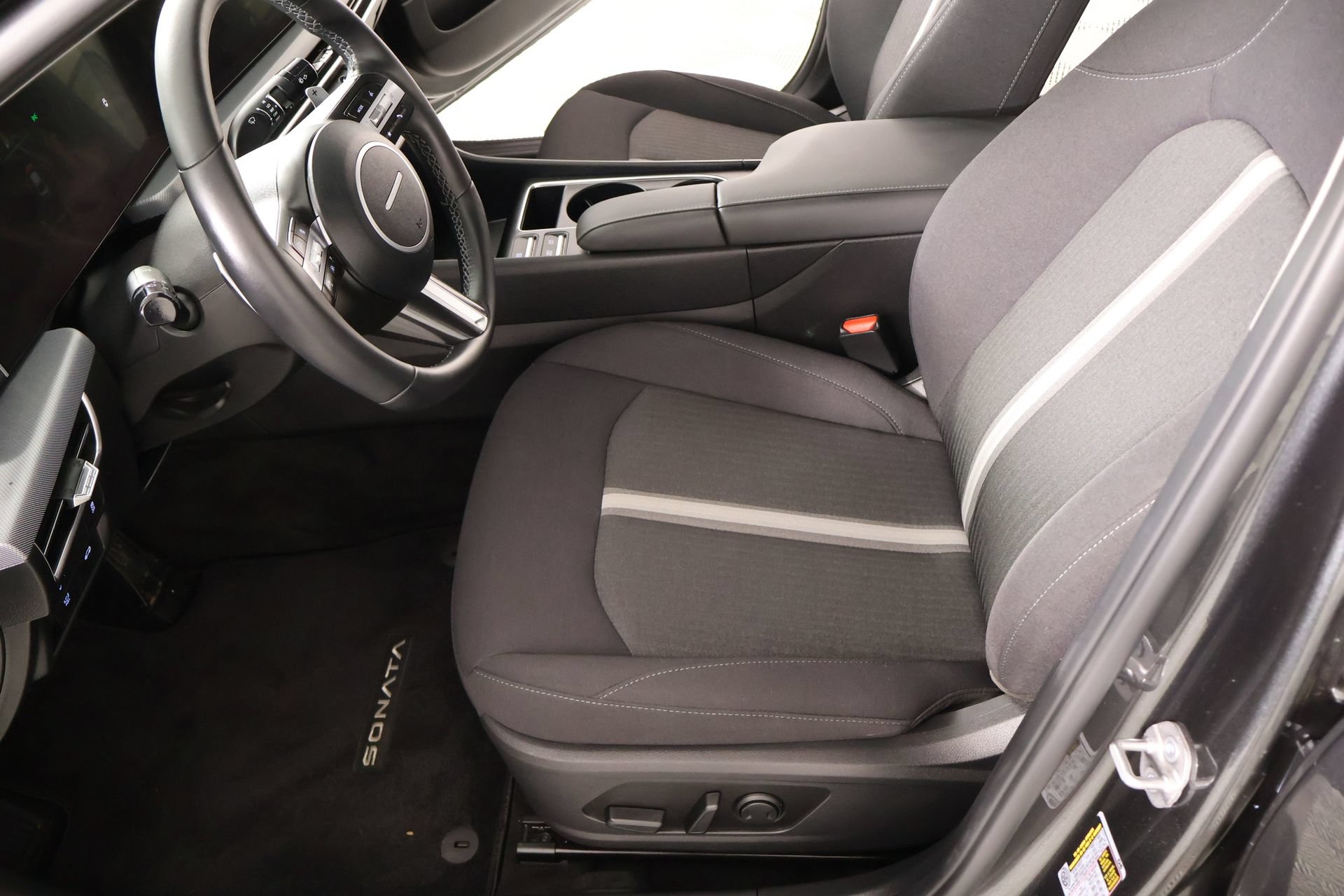Certified 2026 Hyundai Sonata SEL FWD image 10