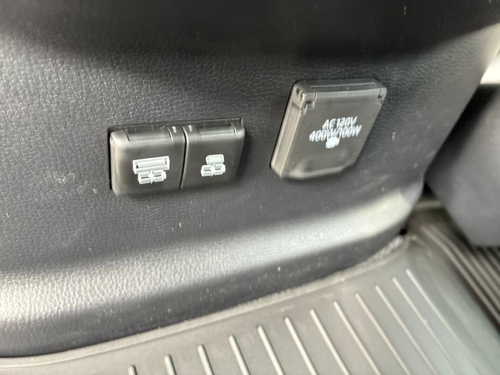 New 2026 Toyota Tundra Limited AWD/4WD image 43