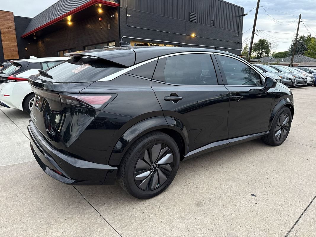Used 2023 Nissan Ariya Evolve+ image 3
