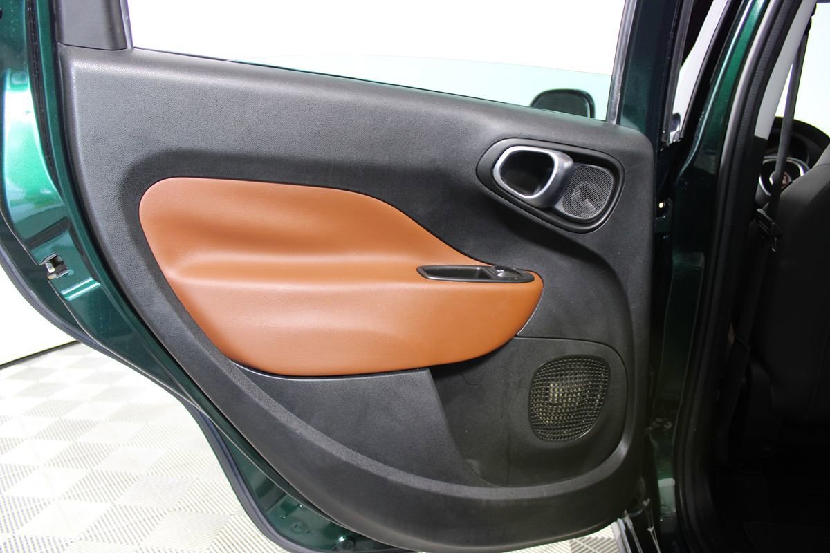 Used 2014 FIAT 500L Trekking FWD image 24