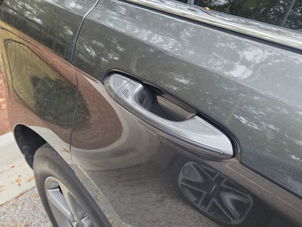 Used 2019 Ford Edge SEL w/ Equipment Group 201A image 13